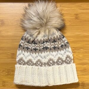 Abercrombie & Fitch Knit Cuffed Beanie with Pom-Pom - Cream and Brown